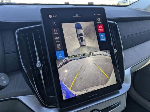 New 2026 Volvo XC90 B6 Ultra w/ Protection Package image 10