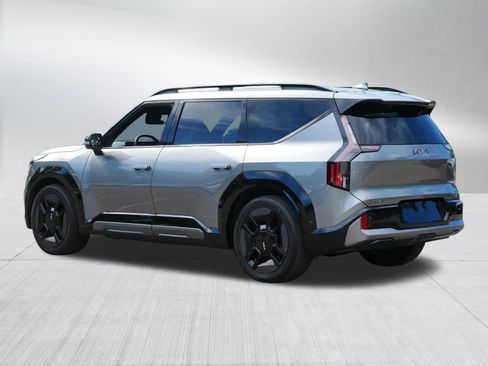 Certified 2024 Kia EV9 GT-Line AWD/4WD image 5
