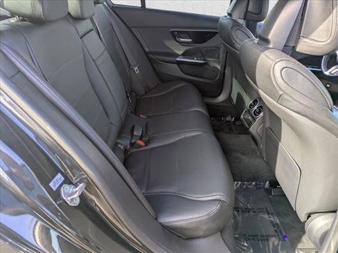 Used 2022 Mercedes-Benz C 300 Sedan image 19