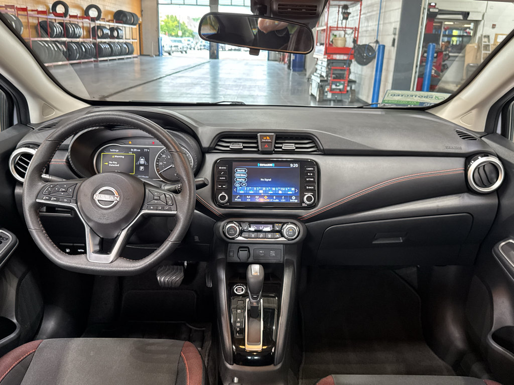 Used 2024 Nissan Versa SR FWD image 13