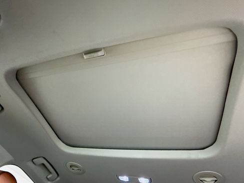 Used 2019 Chevrolet Traverse High Country image 27