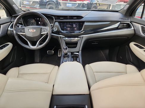 Used 2020 Cadillac XT6 Sport AWD/4WD image 11