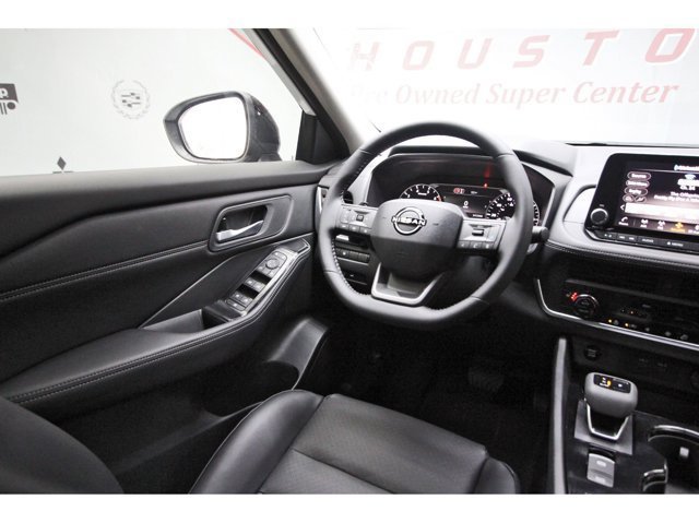 New 2026 Nissan Rogue Dark Armor FWD image 6
