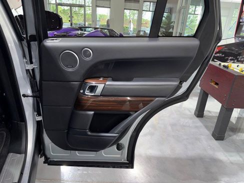 Used 2016 Land Rover Range Rover HSE image 47