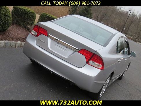 Used 2010 Honda Civic LX image 16
