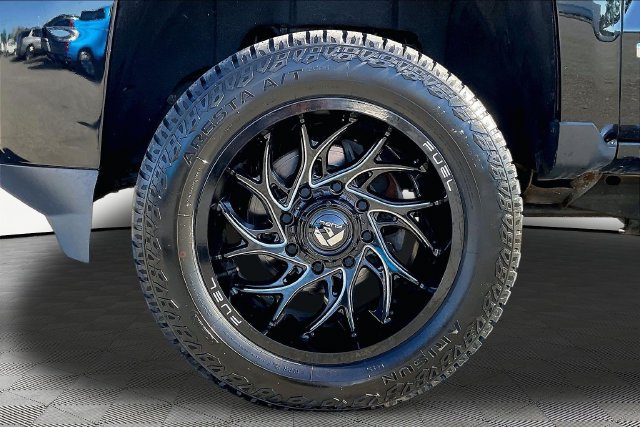 Used 2017 Chevrolet Silverado 2500 LTZ w/ Duramax Plus Package AWD/4WD image 21