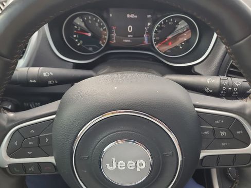 Used 2017 Jeep Compass Latitude w/ Popular Equipment Group AWD/4WD image 11