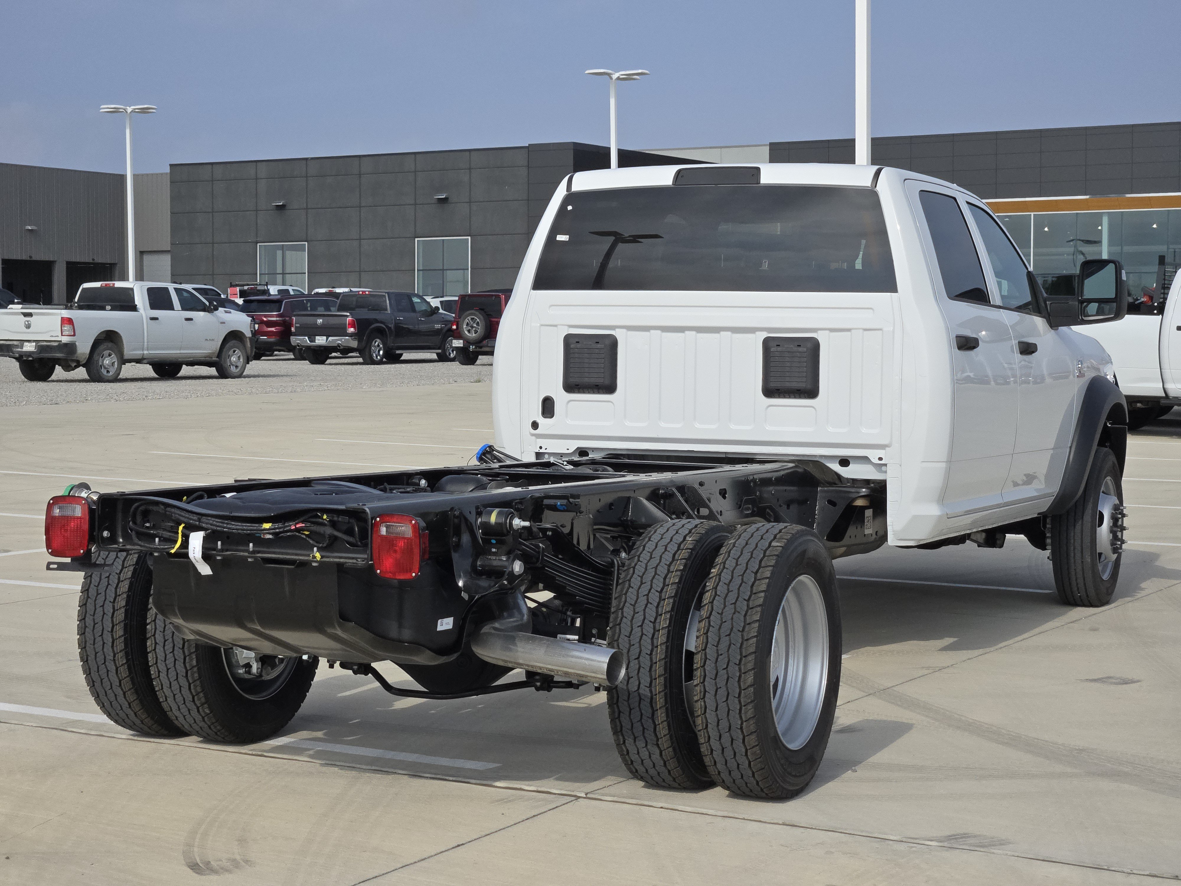 New 2026 RAM 5500 Tradesman w/ Chrome Appearance Group AWD/4WD image 4
