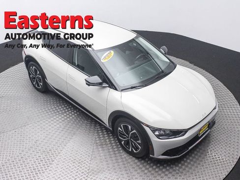 Used 2022 Kia EV6 Wind w/ Wind Technology Package AWD/4WD image 3