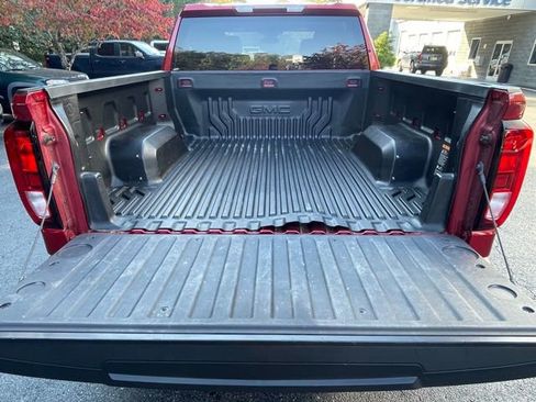 Used 2024 GMC Sierra 1500 Elevation w/ LPO, Elevation Black Package image 21