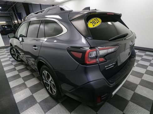Used 2021 Subaru Outback Touring image 9