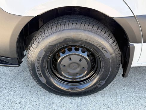 Used 2019 Mercedes-Benz Sprinter 170 Cargo image 24