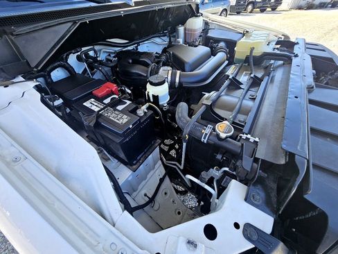 Used 2020 Nissan NV 2500 SV image 44