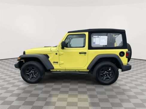 Used 2024 Jeep Wrangler Sport AWD/4WD image 16