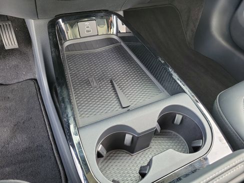 Used 2025 Ford Mustang Mach-E Premium RWD image 27