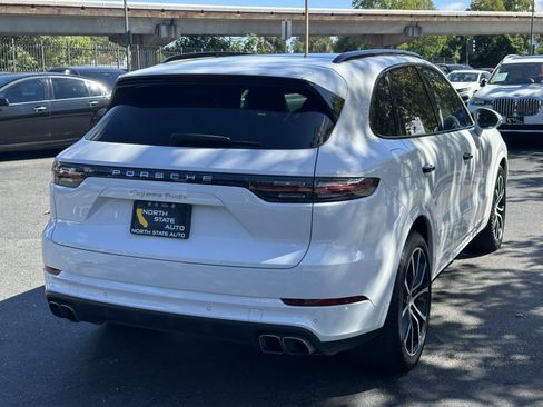 Used 2019 Porsche Cayenne Turbo AWD/4WD image 9