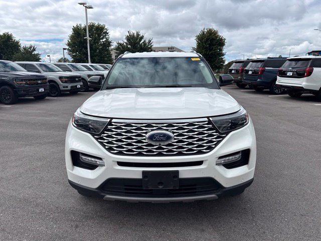 Used 2021 Ford Explorer Platinum w/ Equipment Group 601A AWD/4WD image 2