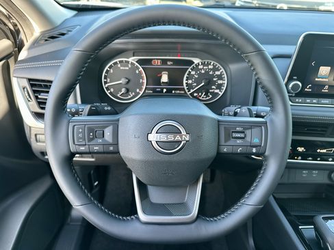 New 2026 Nissan Rogue SV AWD/4WD image 21