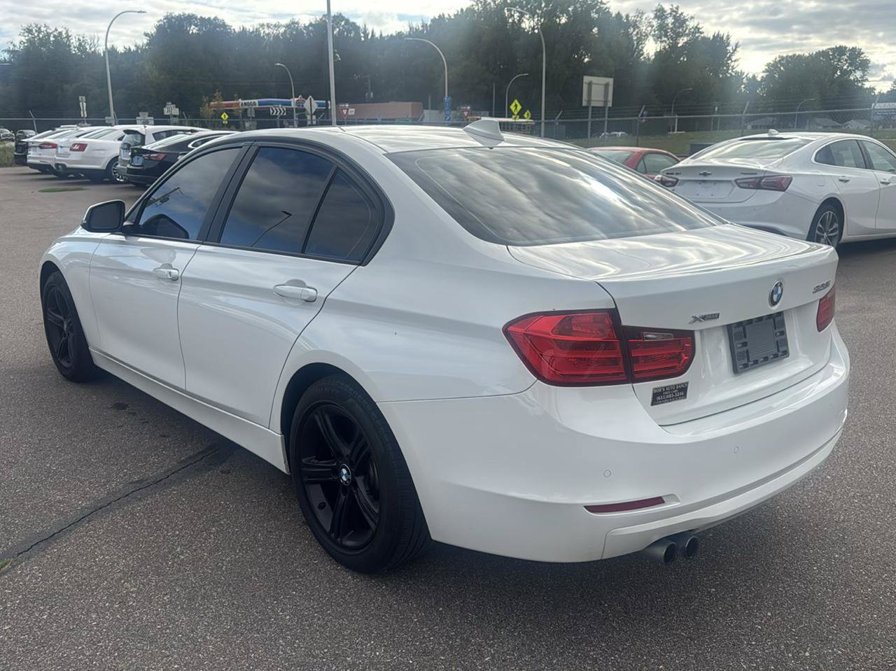 Used 2015 BMW 328i xDrive Sedan AWD/4WD image 7