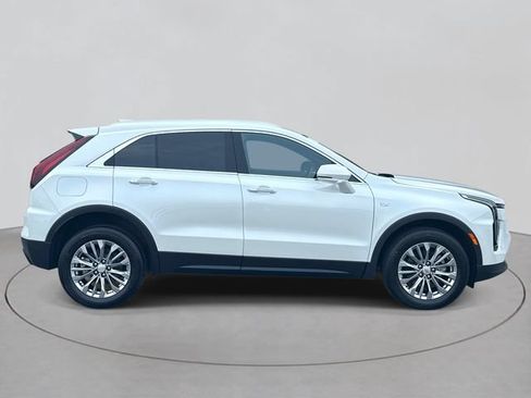 Certified 2024 Cadillac XT4 Premium Luxury AWD/4WD image 4