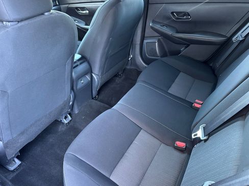 Used 2024 Nissan Sentra SV FWD image 26