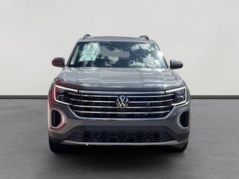 New 2026 Volkswagen Atlas SE image 2