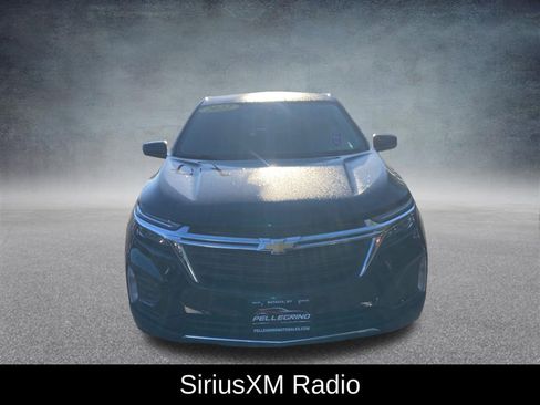 Used 2022 Chevrolet Equinox LT w/ Driver Convenience Package image 10