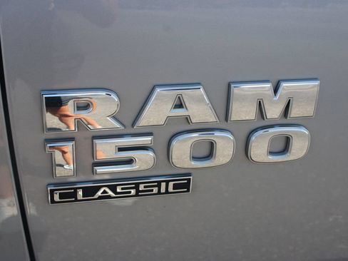 Used 2022 RAM 1500 Tradesman w/ Chrome Plus Package RWD image 16