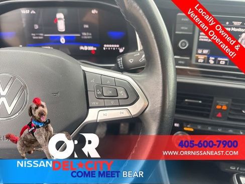 Used 2024 Volkswagen Jetta SE FWD image 22