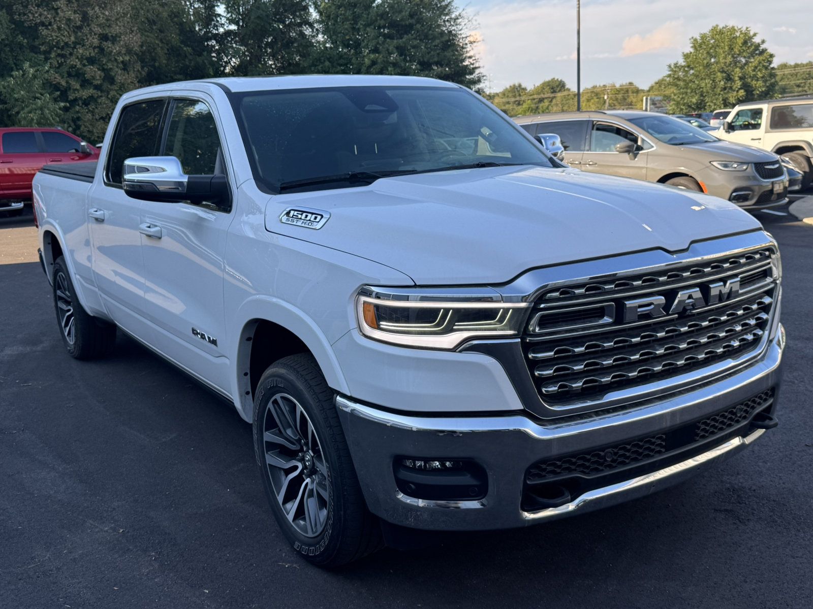 Used 2025 RAM 1500 Limited AWD/4WD image 3