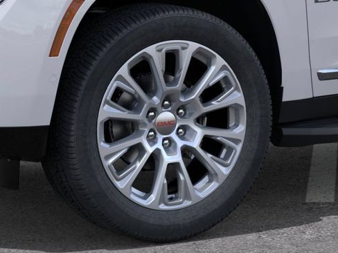 New 2026 GMC Yukon Denali w/ Advanced Technology Package AWD/4WD image 9