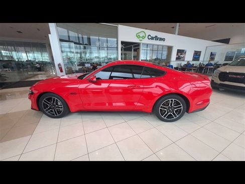 Used 2018 Ford Mustang GT Premium w/ Equipment Group 401A RWD image 5