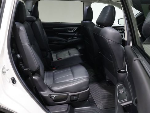 Used 2024 Subaru Ascent Limited w/ Technology Package image 25