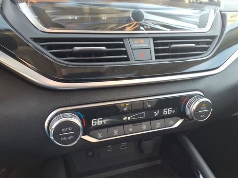 New 2025 Nissan Altima 2.5 SR w/ SR Premium Package image 13