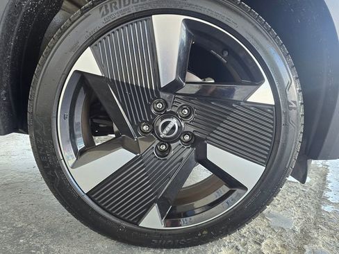 Used 2025 Nissan Kicks SR FWD image 62