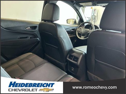 Certified 2022 Chevrolet Equinox RS w/ LPO, Floor Liner Package image 36