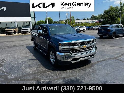Used 2017 Chevrolet Silverado 1500 LTZ w/ LTZ Plus Package AWD/4WD image 3