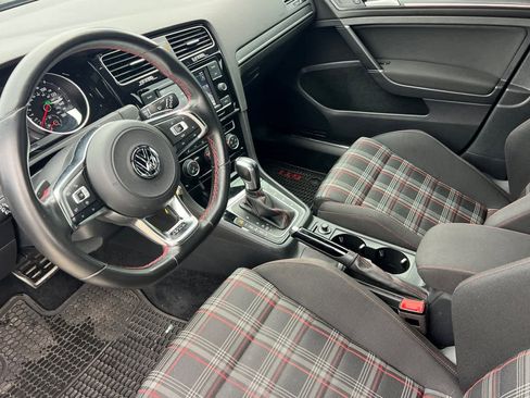 Used 2021 Volkswagen GTI S image 12