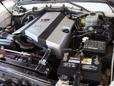 Used 2000 Toyota Land Cruiser image 53