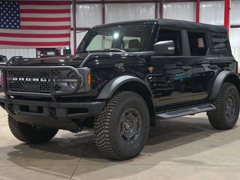 Used 2024 Ford Bronco Badlands image 22