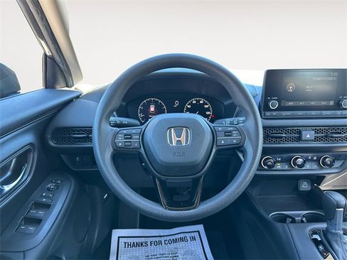 Used 2023 Honda HR-V LX image 12