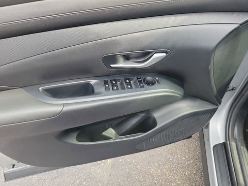 Used 2025 Hyundai Tucson SEL AWD/4WD image 23
