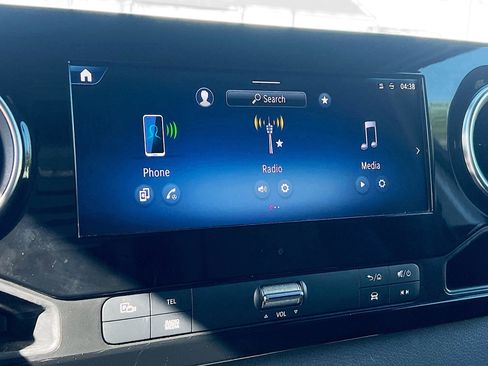 Used 2025 Mercedes-Benz Sprinter 2500 image 28