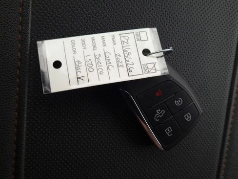 Used 2023 GMC Sierra 1500 AT4 w/ AT4 Premium Package image 21