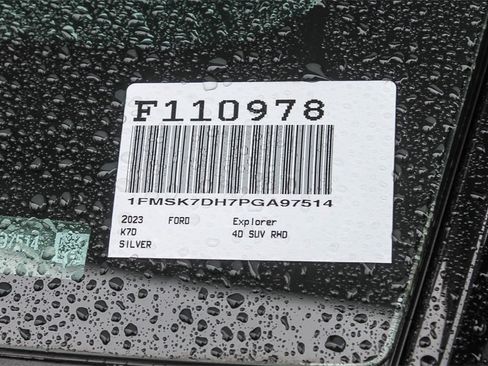 Used 2023 Ford Explorer XLT w/ Equipment Group 202A image 33