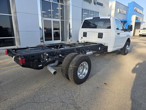 New 2026 RAM 3500 Tradesman w/ Chrome Appearance Group image 6