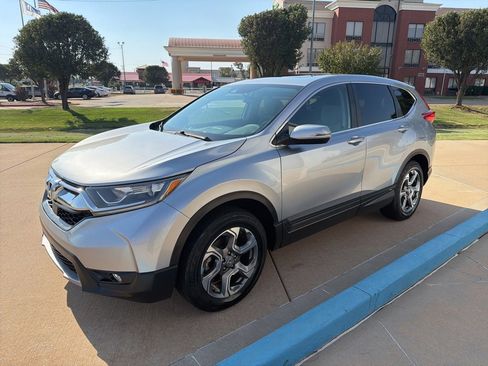 Used 2017 Honda CR-V EX image 4