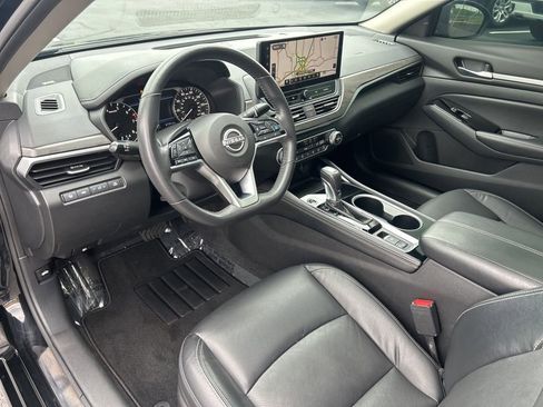 Used 2024 Nissan Altima 2.5 SL FWD image 20