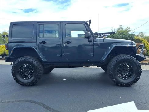 Used 2016 Jeep Wrangler Unlimited Sport w/ Connectivity Group image 2