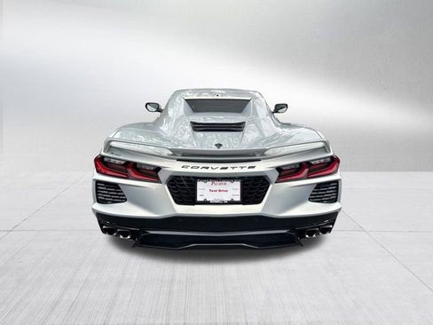 Used 2021 Chevrolet Corvette Stingray Premium Conv w/ Z51 Performance Package image 7